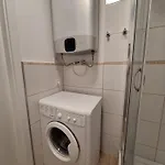 3 شقة *